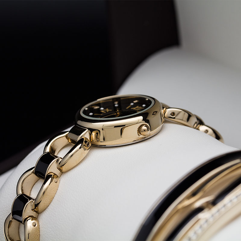 Anne Klein 1982BKST